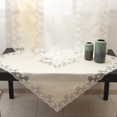 Taffeta with Margarita Lace in Frame, Table and Traverse (Beige & Ecru)