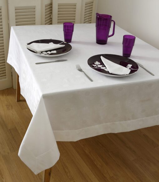 Baran weiße Tischdecke
