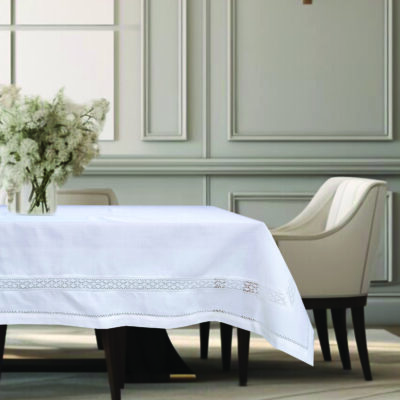 Κεντητό Τραπεζομάντηλο και Τραβέρσα με Αζούρ και Δαντέλα